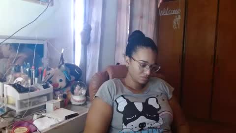 Snapshot of bonvivantb chatting on 02/20/25, 01:08 Queen Bon Vivantt online show from 02/20/25, 01:08