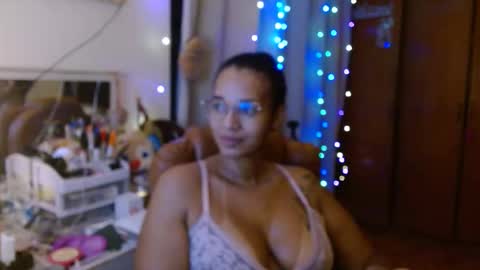 Snapshot of bonvivantb chatting on 02/23/25, 05:34 Queen Bon Vivantt online show from 02/23/25, 05:34