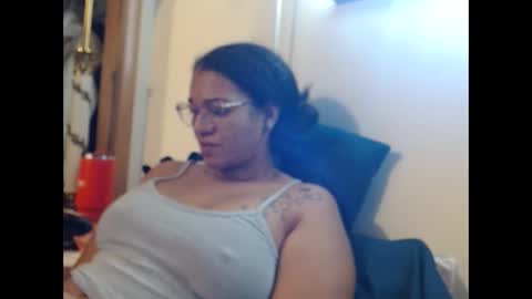 Snapshot of bonvivantb chatting on 09/08/25, 02:49 Queen Bon Vivantt online show from 09/08/25, 02:49