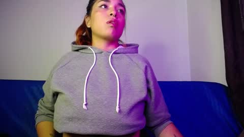 Snapshot of boobs_magic chatting on 10/22/25, 08:52 KIM online show from 10/22/25, 08:52