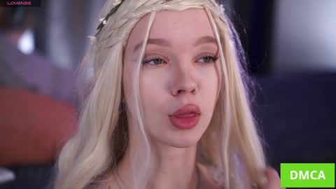 Snapshot of boobybliss chatting on 11/16/25, 07:25 Alina online show from 11/16/25, 07:25