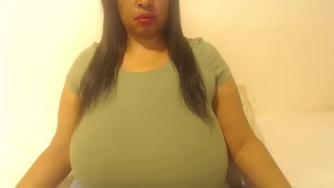 boobyqueen online show from 10/19/25, 08:59