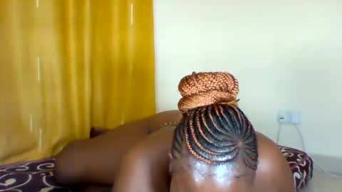 sandrah online show from 01/12/25, 04:18