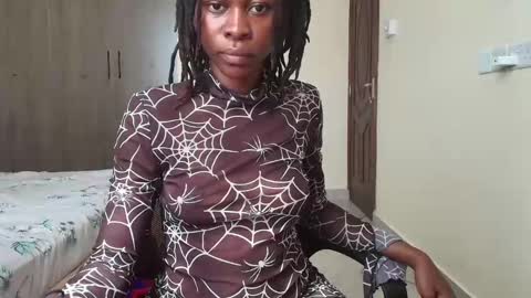 Heather online show from 02/17/25, 07:26