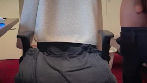 Snapshot of bootyonmyface chatting on 11/21/25, 10:52 bootyonmyface online show from 11/21/25, 10:52