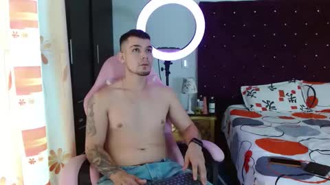 booyhott_ online show from 10/30/25, 07:58