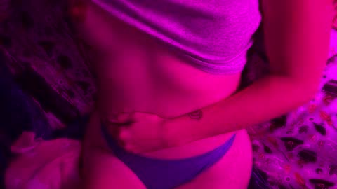 boredsoccermom8 online show from 11/06/25, 11:44