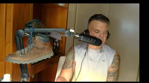 BOSS online show from 10/13/25, 07:03