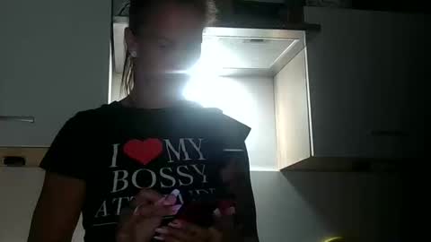 Snapshot of bosslady99 chatting on 09/22/25, 03:47 Bosslady99 online show from 09/22/25, 03:47