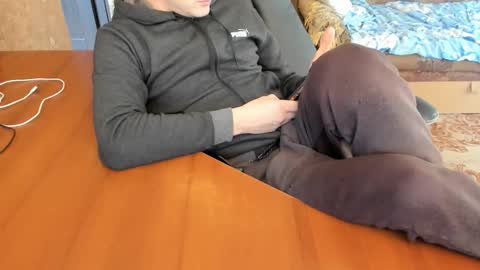 BoyApollon online show from 11/19/25, 10:37