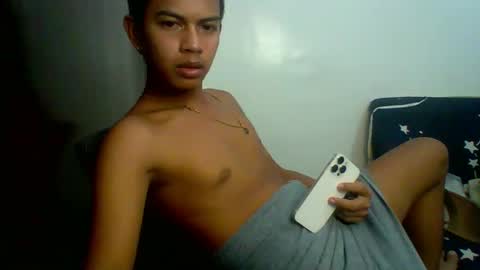 boyax16 online show from 12/11/24, 09:55