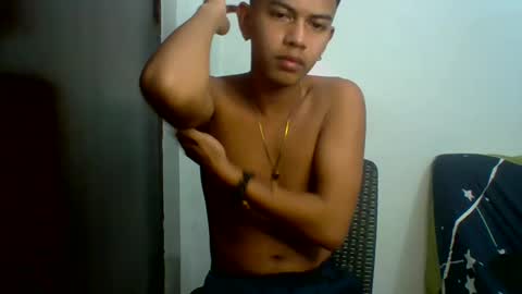 boyax16 online show from 12/13/24, 07:43