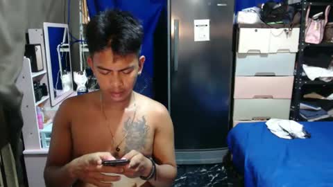 boyax16 online show from 09/22/25, 05:20