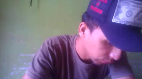 Snapshot of boycumlatino21 chatting on 02/01/25, 07:13 Boy online show from 02/01/25, 07:13