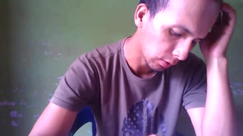 Snapshot of boycumlatino21 chatting on 02/02/25, 04:11 Boy online show from 02/02/25, 04:11