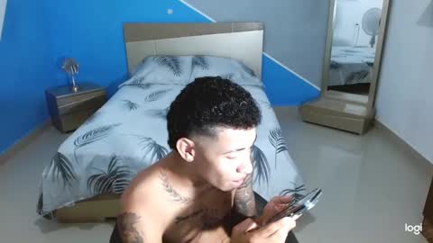 Snapshot of boyhot_sw chatting on 01/27/25, 01:26 boyhot_sw online show from 01/27/25, 01:26