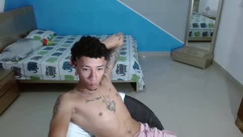 Snapshot of boyhot_sw chatting on 02/12/25, 02:45 boyhot_sw online show from 02/12/25, 02:45