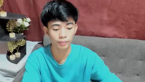 Snapshot of boynextdoor4ux chatting on 09/23/25, 10:13 HI IM JAMES DONT FORGET GIVE ME THUMBS UP AND JOIN TO MY FANCLUB online show from 09/23/25, 10:13