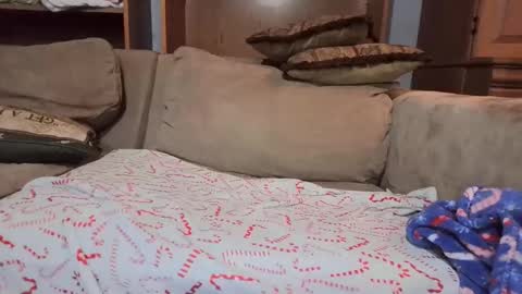 Snapshot of boypussysowet chatting on 11/27/25, 05:15 smoothslutfordaddy online show from 11/27/25, 05:15