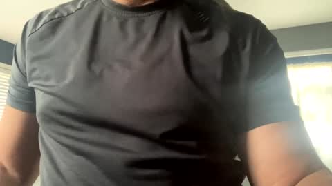 Snapshot of boytoy8969 chatting on 01/10/25, 07:43 boytoy8969 online show from 01/10/25, 07:43