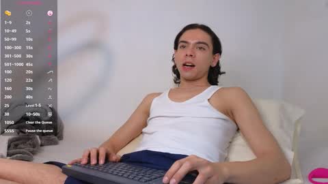 Snapshot of boytoy_dx chatting on 09/14/25, 02:44 boytoy_dx online show from 09/14/25, 02:44