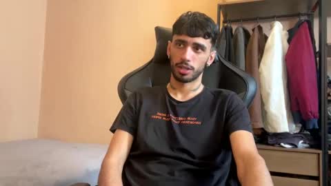 Snapshot of boyzinm2 chatting on 11/10/25, 10:58 boyzinm2 online show from 11/10/25, 10:58