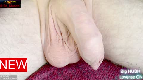 Snapshot of br_munch chatting on 02/03/25, 05:40 Baron online show from 02/03/25, 05:40