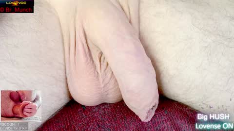 Snapshot of br_munch chatting on 02/05/25, 09:50 Baron online show from 02/05/25, 09:50