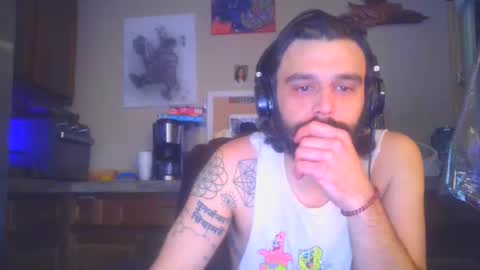 Snapshot of brad1115 chatting on 12/04/24, 07:28 Bradley online show from 12/04/24, 07:28