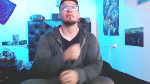 brad hot boy online show from 10/14/25, 01:17