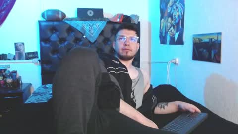 brad hot boy online show from 11/15/25, 03:30