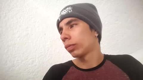 Snapshot of brad_pito02 chatting on 11/17/25, 05:19 brad_pito02 online show from 11/17/25, 05:19