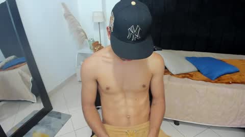 Snapshot of brad_usma chatting on 02/19/25, 04:12 BRAD USMA online show from 02/19/25, 04:12