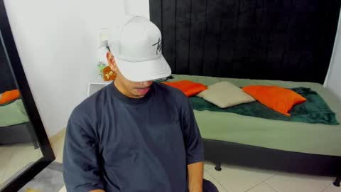 Snapshot of brad_usma chatting on 03/07/25, 04:35 BRAD USMA online show from 03/07/25, 04:35