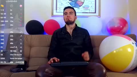 Snapshot of bradleycolton chatting on 12/17/24, 03:28 Bradley Colton Independ Model online show from 12/17/24, 03:28