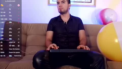 Snapshot of bradleycolton chatting on 02/19/25, 04:44 Bradley Colton Independ Model online show from 02/19/25, 04:44