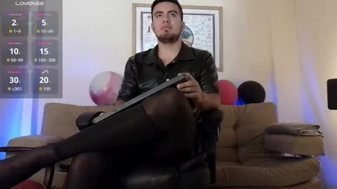 Bradley Colton Independ Model online show from 10/08/25, 02:47