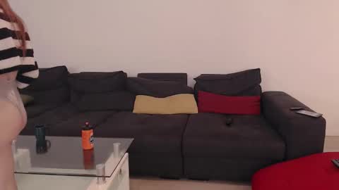 Snapshot of brakein18 chatting on 11/04/25, 08:13 Nick and Molly online show from 11/04/25, 08:13