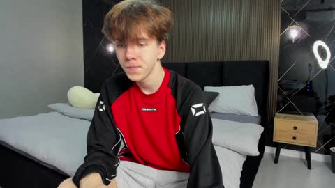 Snapshot of braxiboy chatting on 01/12/25, 09:40 Brax online show from 01/12/25, 09:40