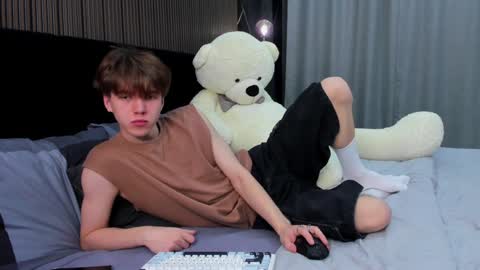 Snapshot of braxiboy chatting on 01/19/25, 12:17 Brax online show from 01/19/25, 12:17