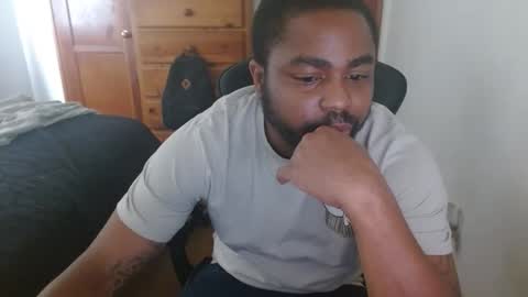 Breadw1nnah online show from 10/22/25, 08:19