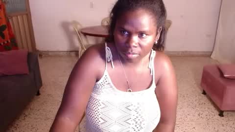 Snapshot of breestaarrs chatting on 01/03/25, 06:55 Valentina online show from 01/03/25, 06:55