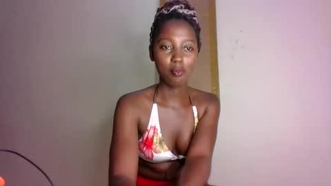 Snapshot of breezykan123 chatting on 01/06/25, 07:45 breelia online show from 01/06/25, 07:45