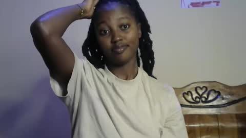 Snapshot of breezykan123 chatting on 10/14/25, 03:18 breelia online show from 10/14/25, 03:18