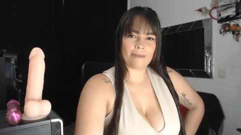 Snapshot of brendaasmith1 chatting on 11/16/25, 04:18 Brenda online show from 11/16/25, 04:18