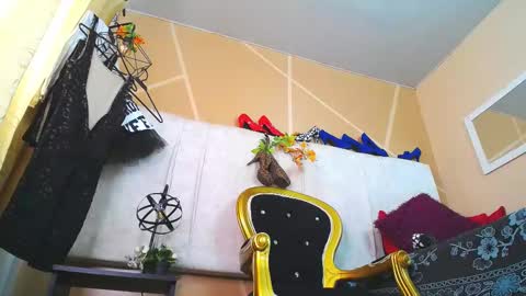 brendaliive online show from 10/31/25, 03:35