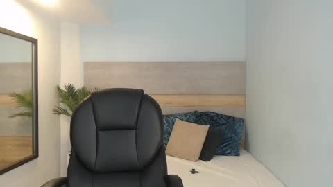 Brenda online show from 09/12/25, 02:22