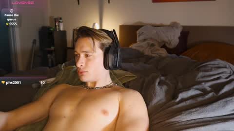 brentonverde online show from 01/03/25, 10:19