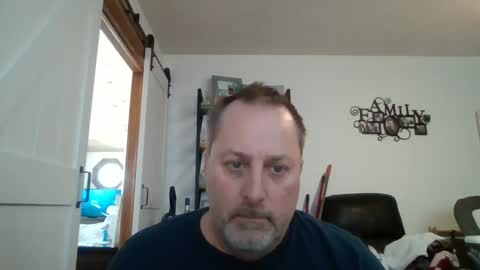 Snapshot of brettsky chatting on 03/08/25, 05:33 hey online show from 03/08/25, 05:33
