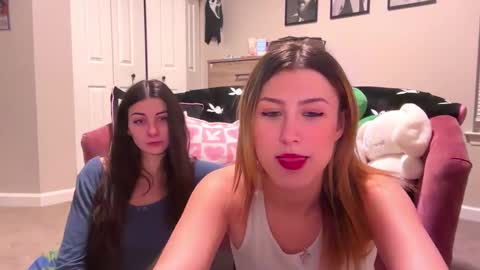 Snapshot of briadominick chatting on 02/02/25, 02:17 Brianna3 online show from 02/02/25, 02:17